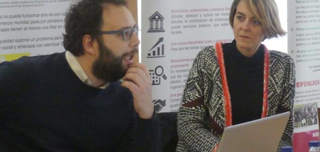 Miguel Alba, responsable de Desigualdad y Sector Privado de Intermon Oxfam, junto a Carolina Rius.